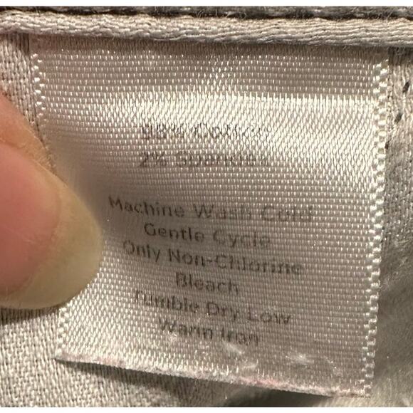 Talbots Size 4 Navy Shorts Micro Shorts Timeless Classic Capsule Wardrobe Cruise - Picture 8 of 8